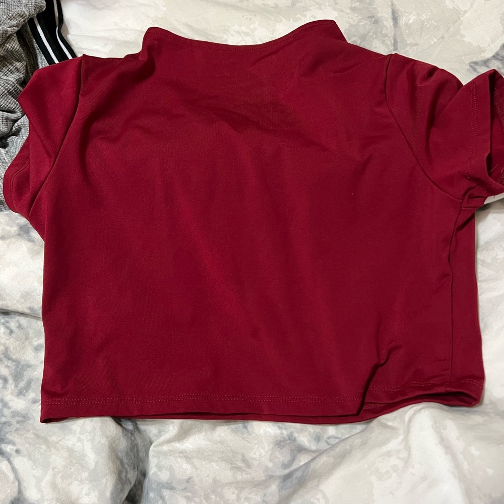 Crop top